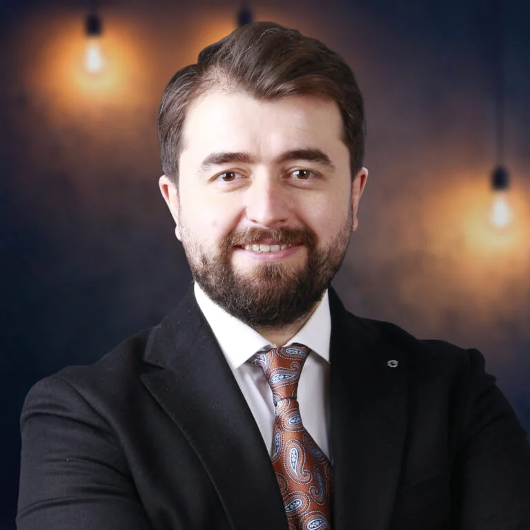 Dr. Cengizhan Ekizceli جنكيزهان إيكيزجيلى